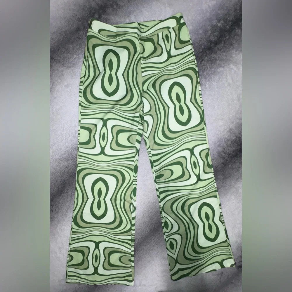 (B1) NWOT SHEIN Green Retro Swirl High Waist Pants Y2K Groovy Festival Flare - L